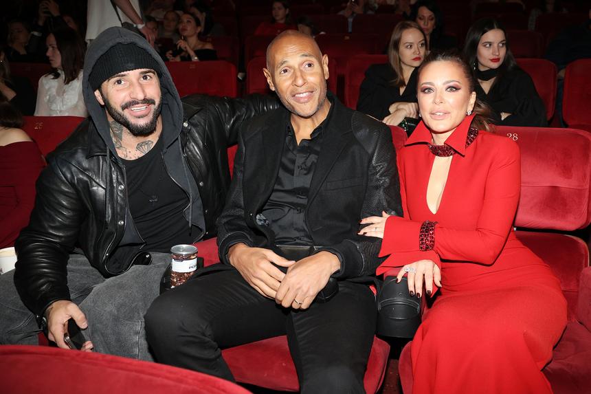 Певица Ани Лорак взяла на воспитание 4-летнего сына мужа Исаака Виджраку