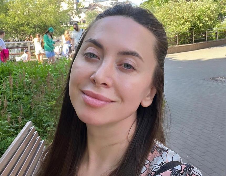 «У меня истерика. После этого решаю, что не хочу быть с ним»: сестра Жанны Фриске вспомнила о разводе с мужем