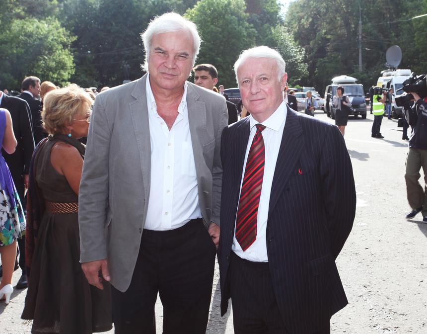 Телеведущего Владимира Молчанова госпитализировали в тяжелом состоянии