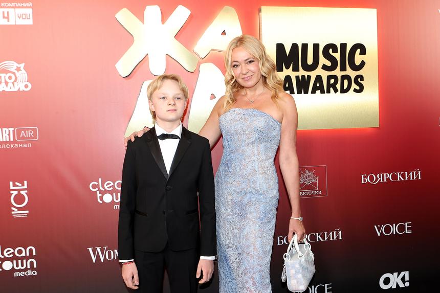 «Я знал, когда-то это произойдет»: сыну Плющенко и Рудковской досталась роль гнома в ледовом шоу