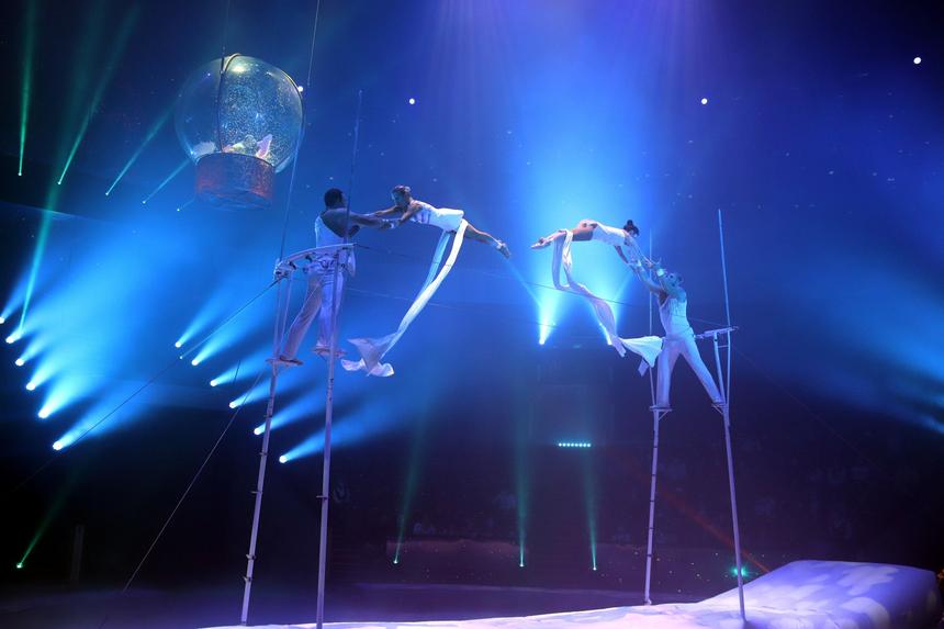 Еще один акробат упал с высоты в Большом Московском цирке