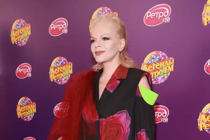 Лариса Долина может вновь остаться без квартиры