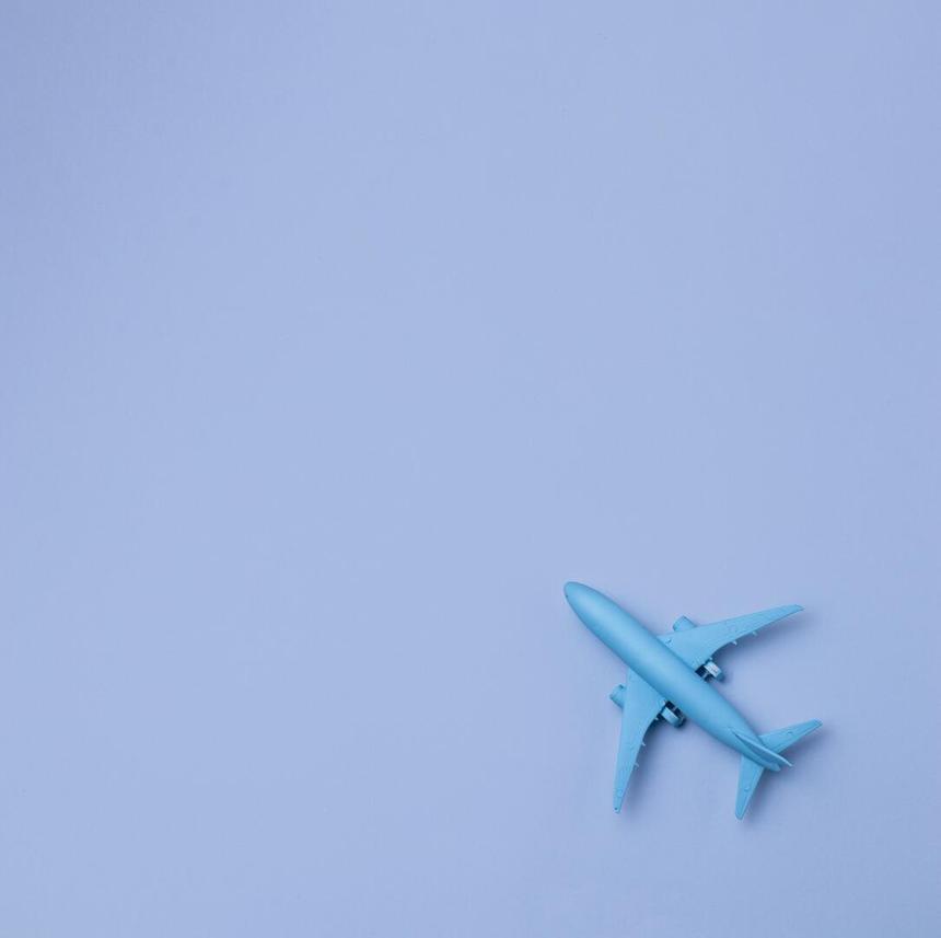 Самолет Ан-24 с людьми на борту потерпел крушение из-за ошибки экипажа