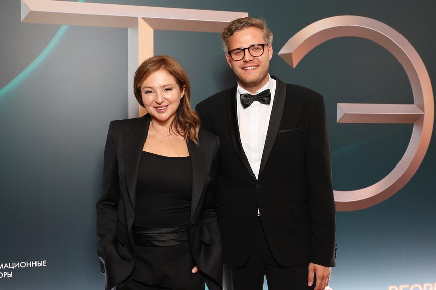 «Выглядит просто великолепно»: в чем секрет стройности актрисы Банщиковой