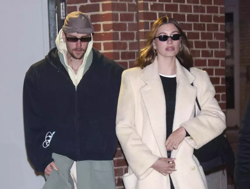 «Жить сложно»: Хейли Бибер прокомментировала слухи о разводе с Джастином