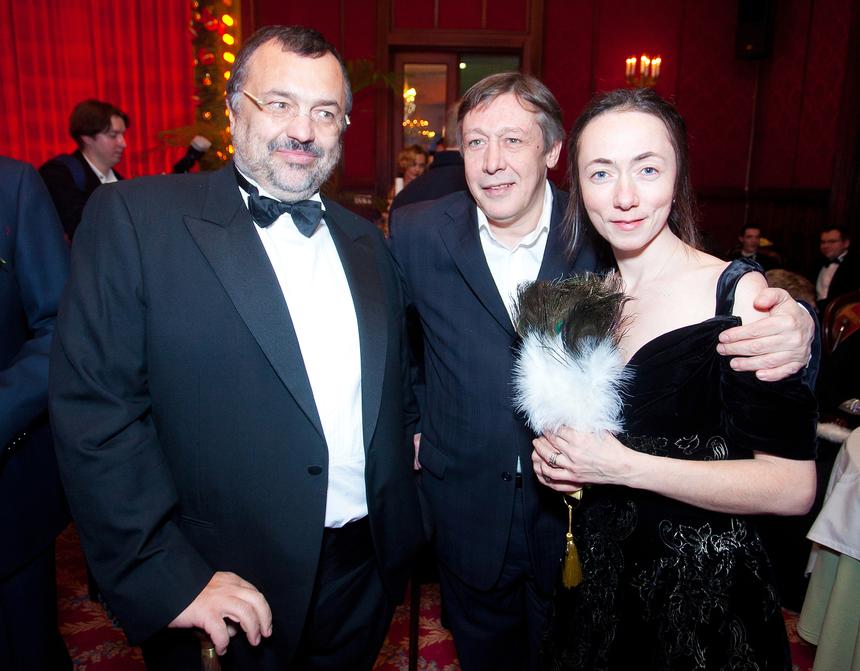 «Все очень странно»: вдова Николая Караченцова Людмила Поргина высказалась о разводе Михаила Ефремова