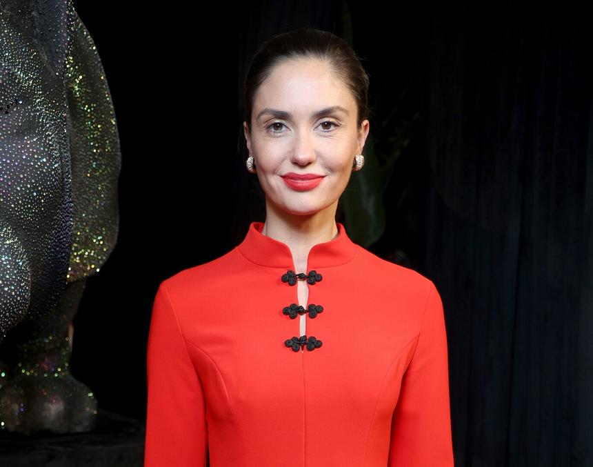 Актриса Агата Муцениеце приобрела шкаф за полмиллиона рублей