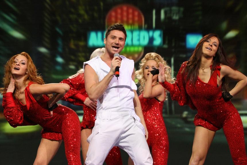 «У ребенка нарушается психика»: Ольга Зарубина высказалась о скандальном концерте Сергея Лазарева в Сочи