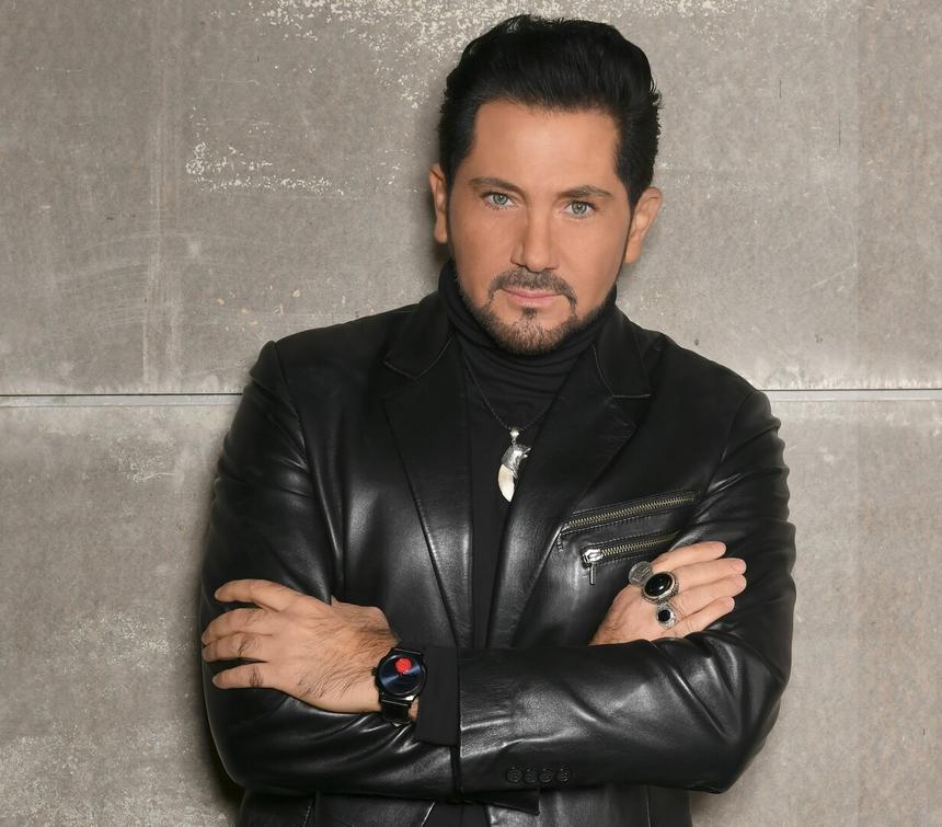 «Предательство для меня неприемлемо»: Авраам Руссо о семье, новых песнях и скандалах