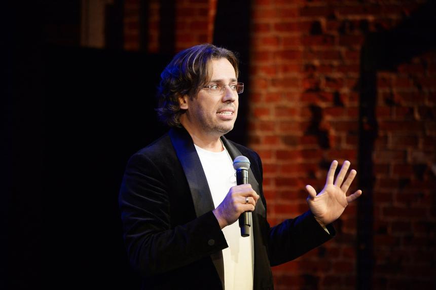 «Все молодится»: Максим Галкин* показал новое преображение