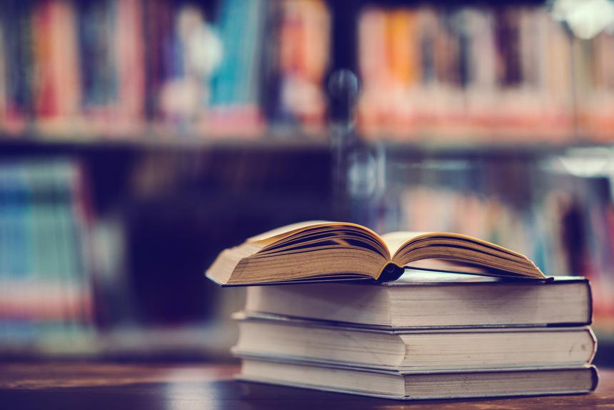 Работал над сценариями к белорусским фильмам: скончался советский писатель и драматург Виктор Леденев