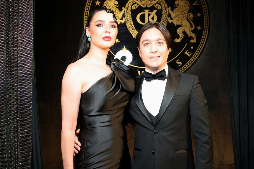 «Предложил первым»: Тимур Хайдаров объяснил, почему настоял на пластике недавно родившей жены