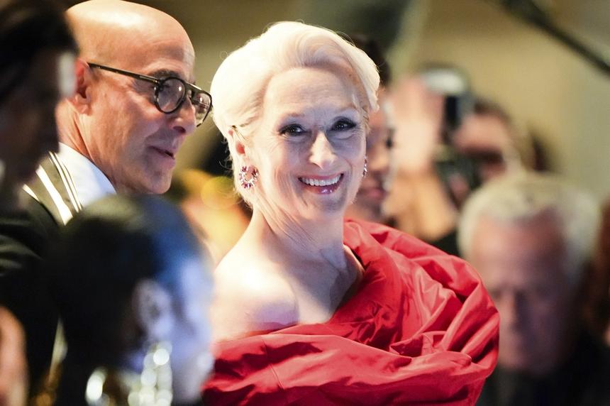 Актриса Мэрил Стрип упала на лестнице во время съемок «Дьявол носит Prada 2»