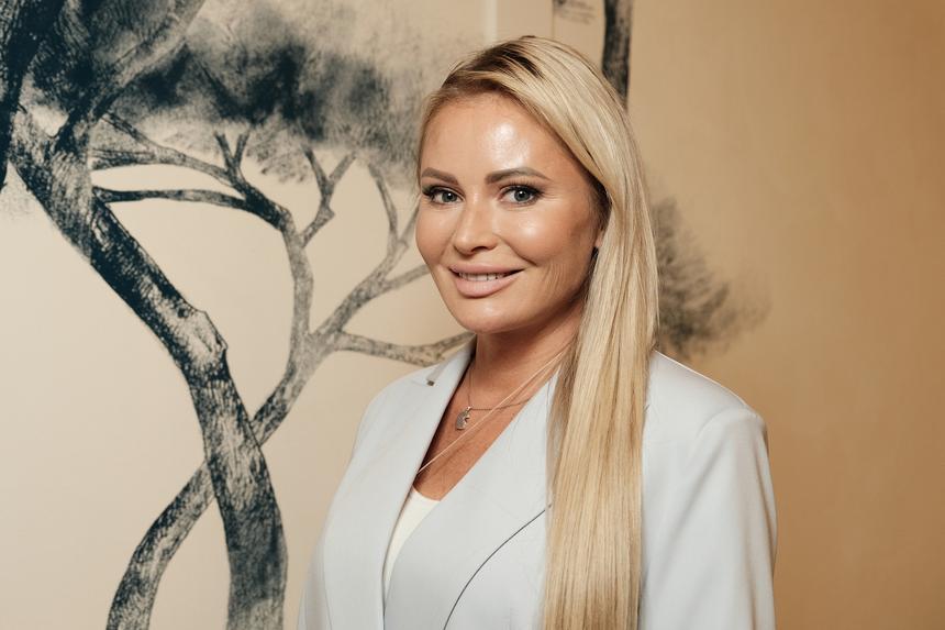 «Виден естественный результат омоложения»: сколько телеведущая Дана Борисова заплатила за подтяжку лица