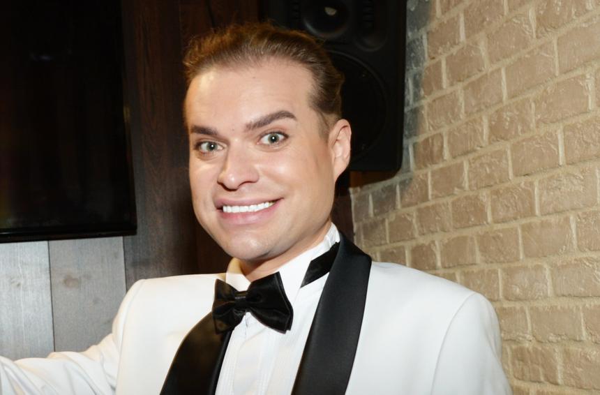 «Неужели Пугачева вернулась?»: шоумен Гоген Солнцев удивил поклонников изменившейся внешностью