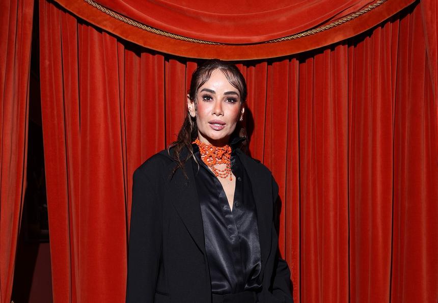 Врачи в растерянности: Айза заподозрила у себя новый штамм COVID-19