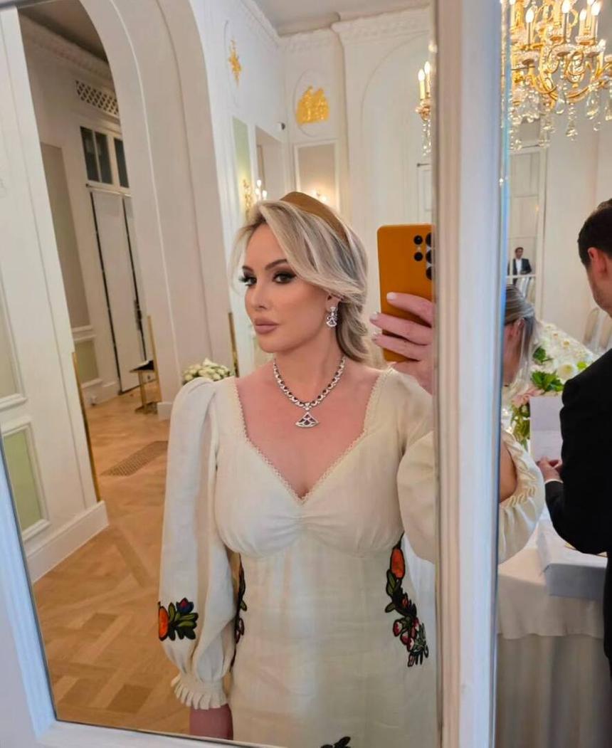 Жена певца Стаса Михайлова опубликовала фото со свадьбы дочери в Лондоне