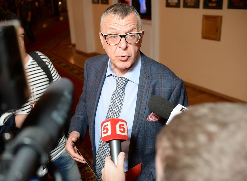 Андрей Ургант не пришел на прощание с Краско, которого считал вторым папой