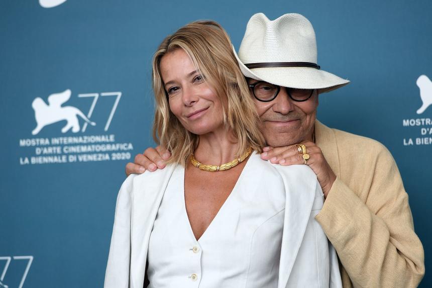 «Женщине моей жизни»: Андрей Кончаловский публично обратился к Юлии Высоцкой по особому поводу