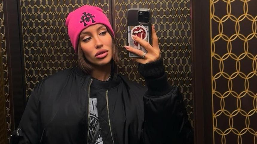 «Симона лучшая! Мне так повезло со свекровью»: девушка Тимати о присутствии его матери на родах