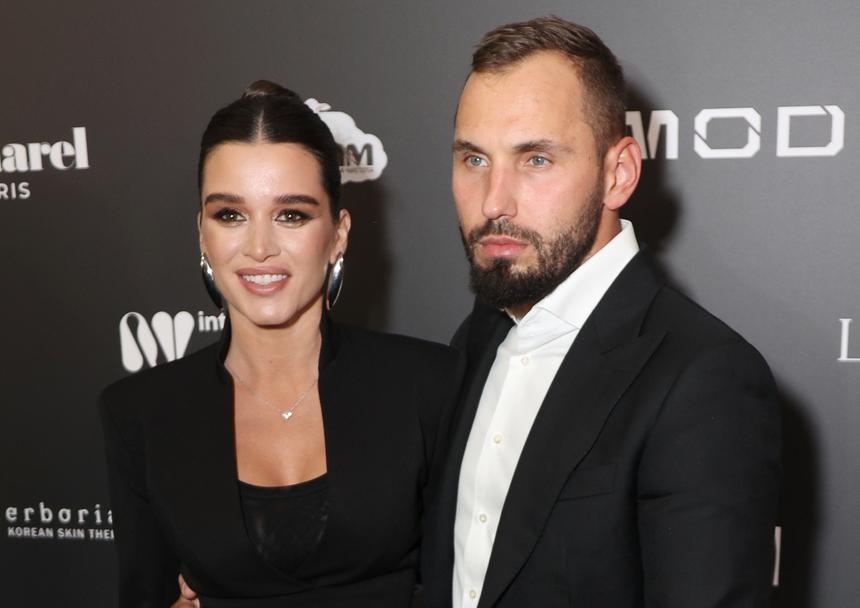 «Как дурачок, и с рожей такой тупой»: Сердюков поскандалил с Бородиной, выставившей его в не лучшем свете