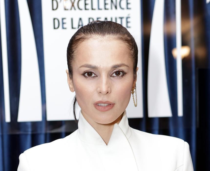 42-летняя певица Сати Казанова подтвердила, что находится в секте