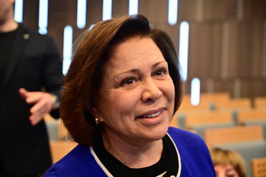 Стыдит россиян, а сама получает выплаты от президента: какая пенсия у оскандалившейся Ирины Родниной