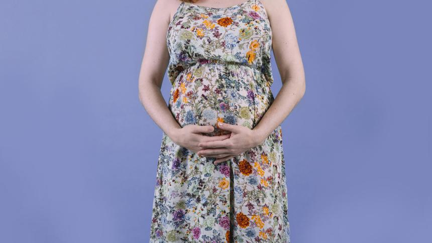 В Бурятии 12-летняя школьница забеременела после жизни в приемной семье