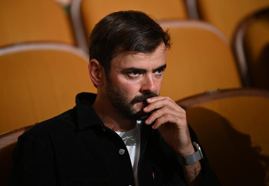 Актер Антон Лапенко рассказал, почему взял паузу в соцсетях и не ходит на собственные премьеры