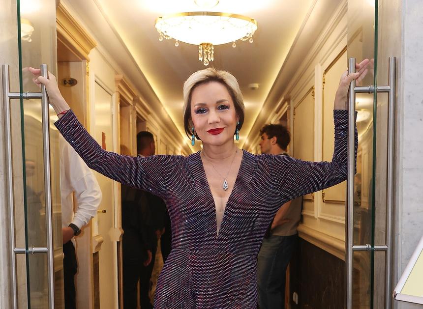 Певица Татьяна Буланова потеряла 16 млн рублей на кафе в Санкт-Петербурге