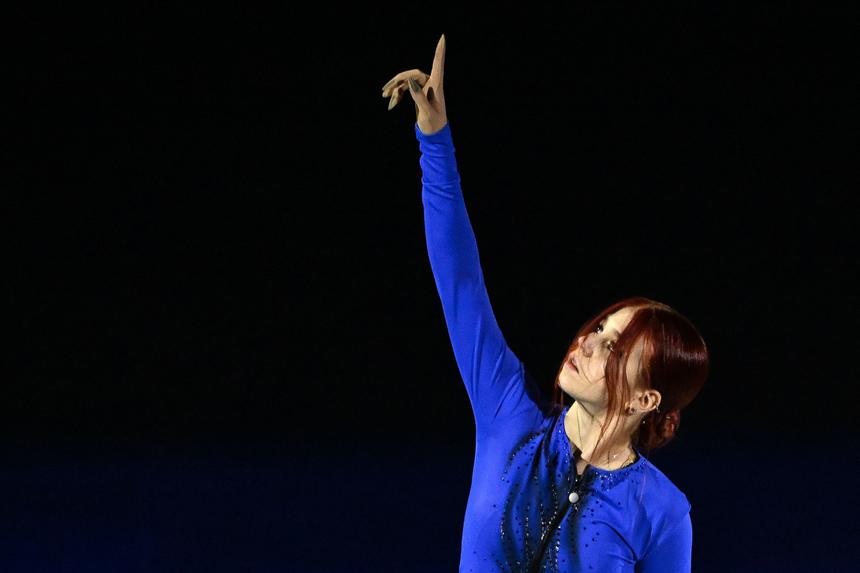 Недавно родившей Саше Трусовой пришлось обратиться к врачу по важному поводу