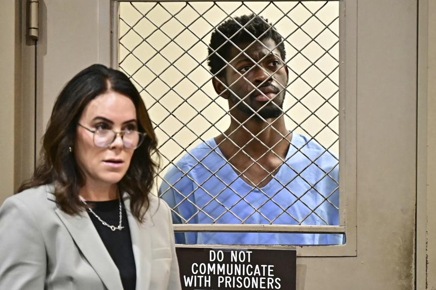 Устроившему драку с полицейскими рэперу Lil Nas X может грозить пять лет тюрьмы