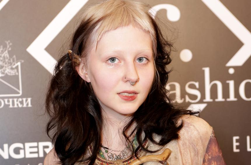 «Первое, что сказал папа: „Ого, какая ты худая!“»: дочь Глюкозы преобразилась после участия в реалити-шоу