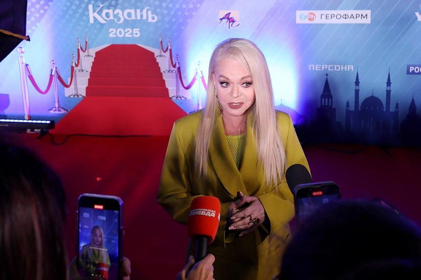«Я подхожу очень креативно»: Лариса Долина рассказала, как отметит юбилей