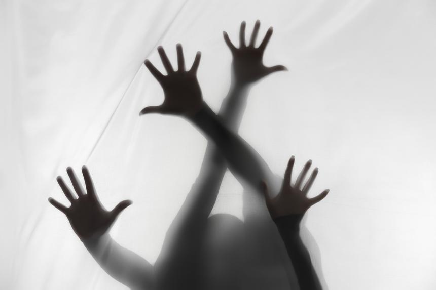 «Первый раз он ударил, когда я была беременна»: россиянка рассказала, как сбежала от мужа-тирана