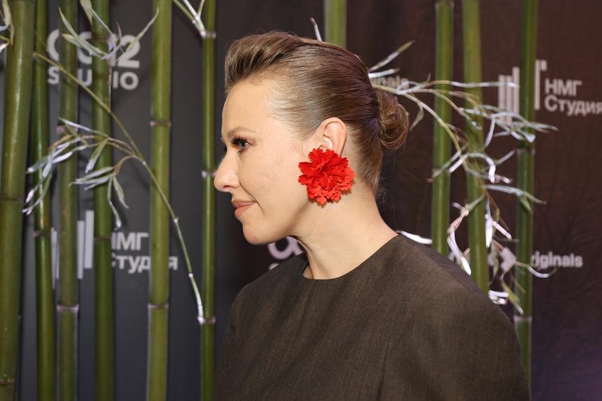 «Одни яйца жрала все лето»: Ксения Собчак объявила о переменах во внешности