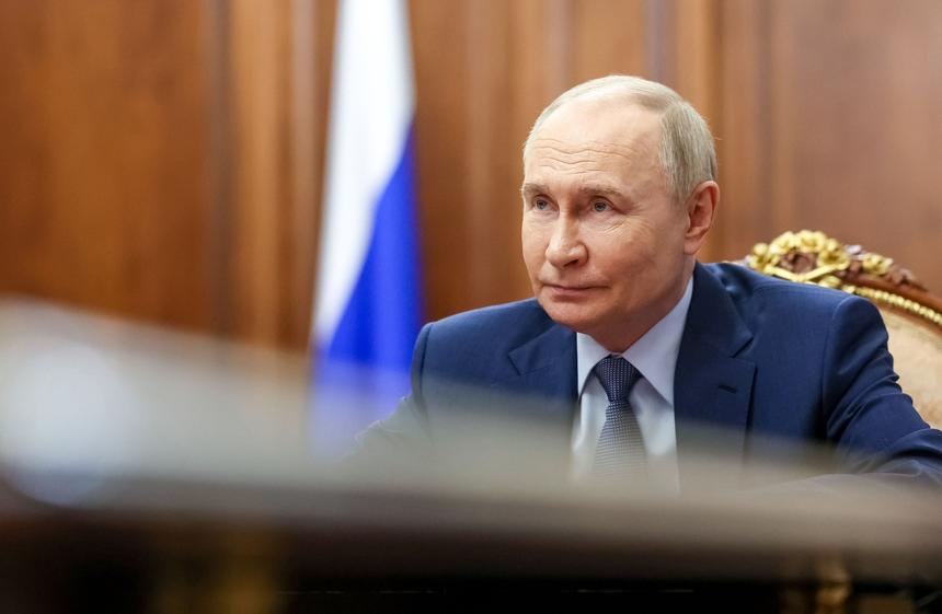 Владимир Путин отдал президентский самолет, чтобы вывезти из Китая больного раком мальчика