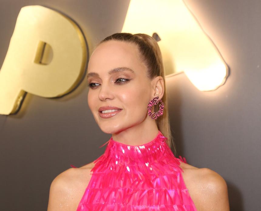 «Вылитая»: Глюкозу сравнили с Аллой Пугачевой