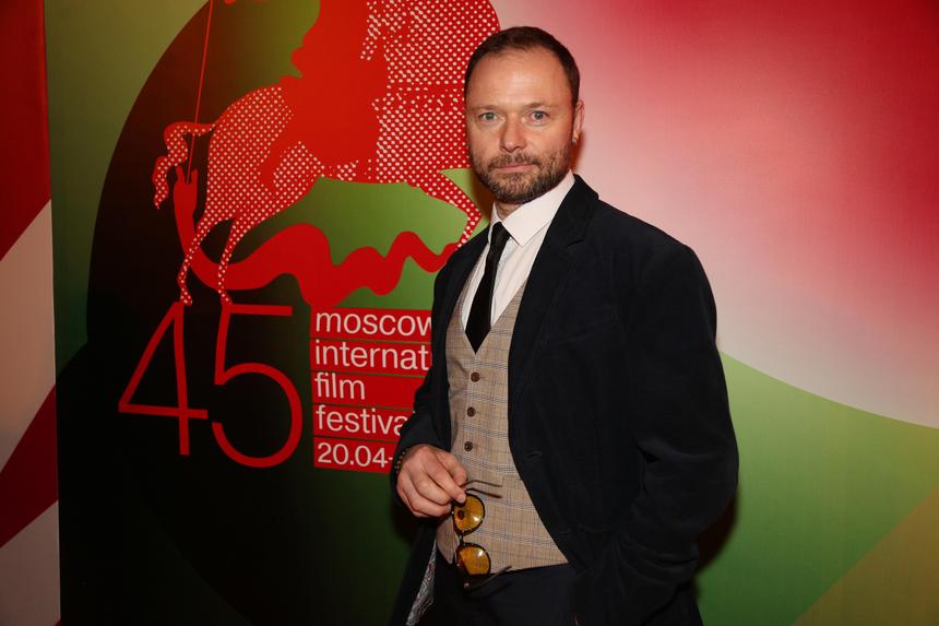 «Совсем недавно у меня все поменялось»: актер Илья Носков тайно женился во второй раз