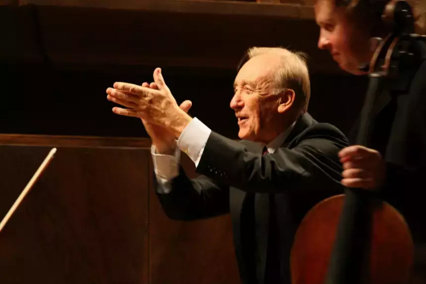 Наследники композитора Родиона Щедрина обратились к нотариусу