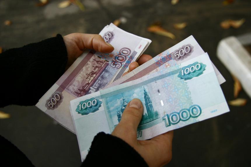 Цыганка выдумала троих детей и получила на них миллионы рублей пособий