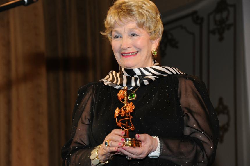 «У меня половина сердца и половина души»: Людмила Хитяева не общается с внуками после смерти сына