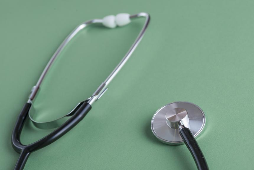 «Подставил тех, кто его вызвал»: что не так с версией самоубийства педиатра в Москве