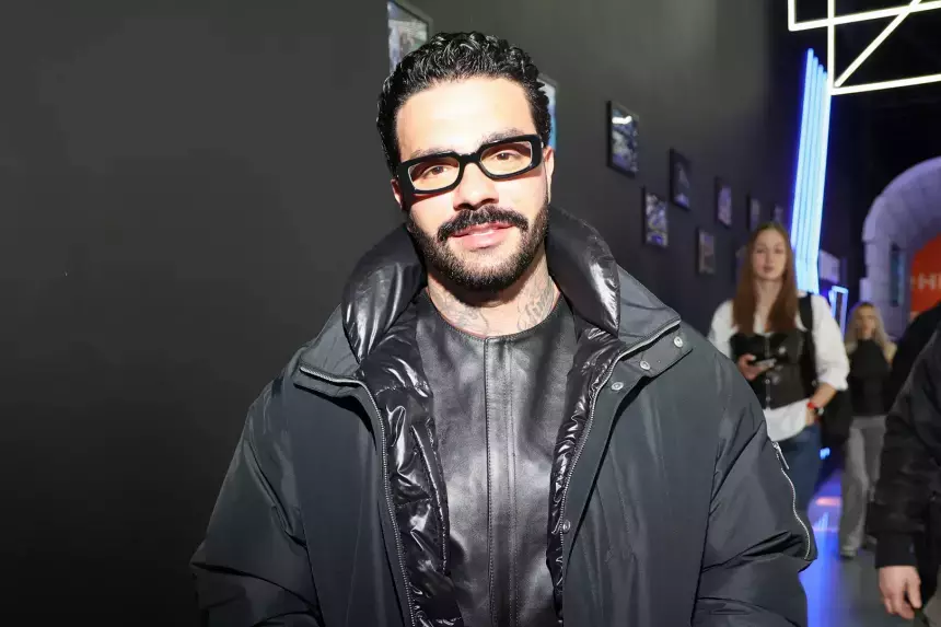 Рэпер Тимати купил для новорожденной дочери браслет за сотни тысяч рублей