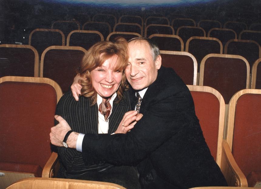 «Прожили вместе 25 лет. Он меня поражал»: Ольга Остроумова тоскует по умершему мужу Валентину Гафту