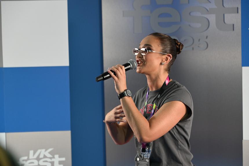 «Кто там судьи?»: Ольга Бузова объяснила завистью насмешки Булановой и Собчак