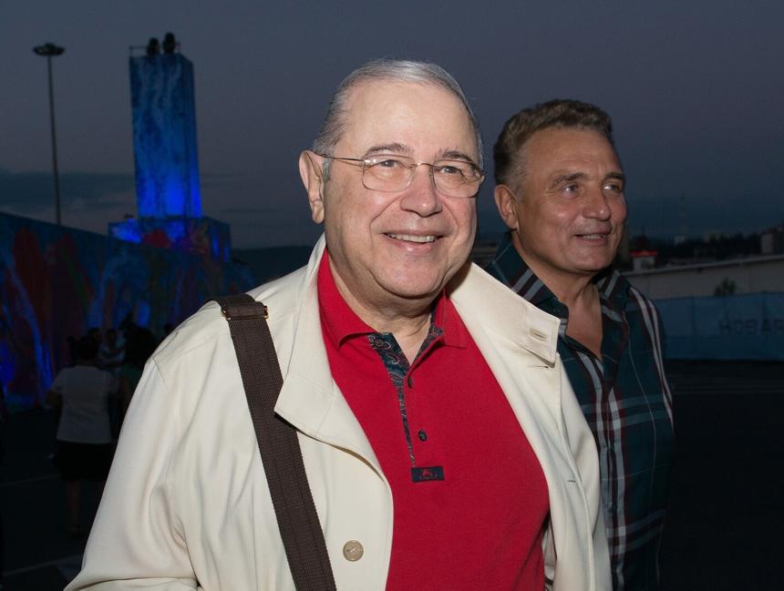 «Отдых в лесу»: Петросян отмечает 80-летие в Тверской области