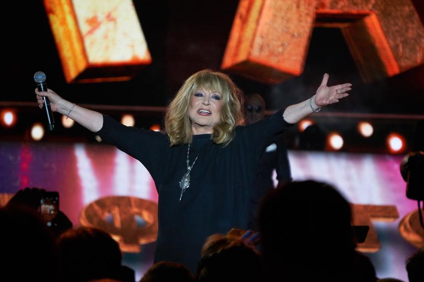 «Это правильно и здорово»: депутат Шолохов объяснил, за что Аллу Пугачеву могут лишить звания народной артистки