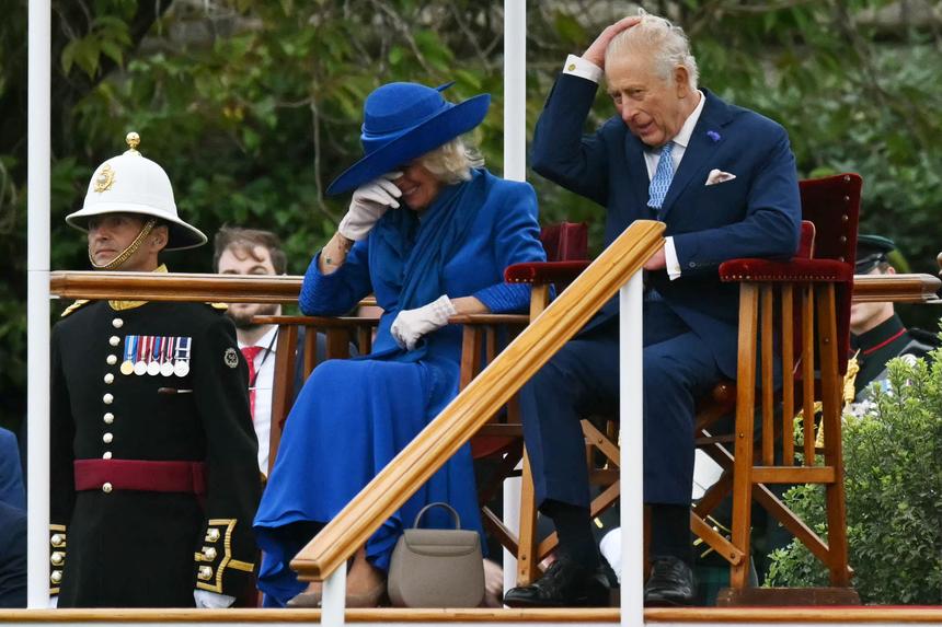 Королева Камилла оставила Карла III и отправилась отдыхать на яхте за $40 млн