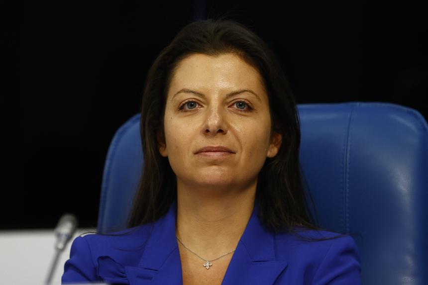 «Скоро увидите меня в париках»: Симоньян раскрыла правду о своей болезни и здоровье мужа